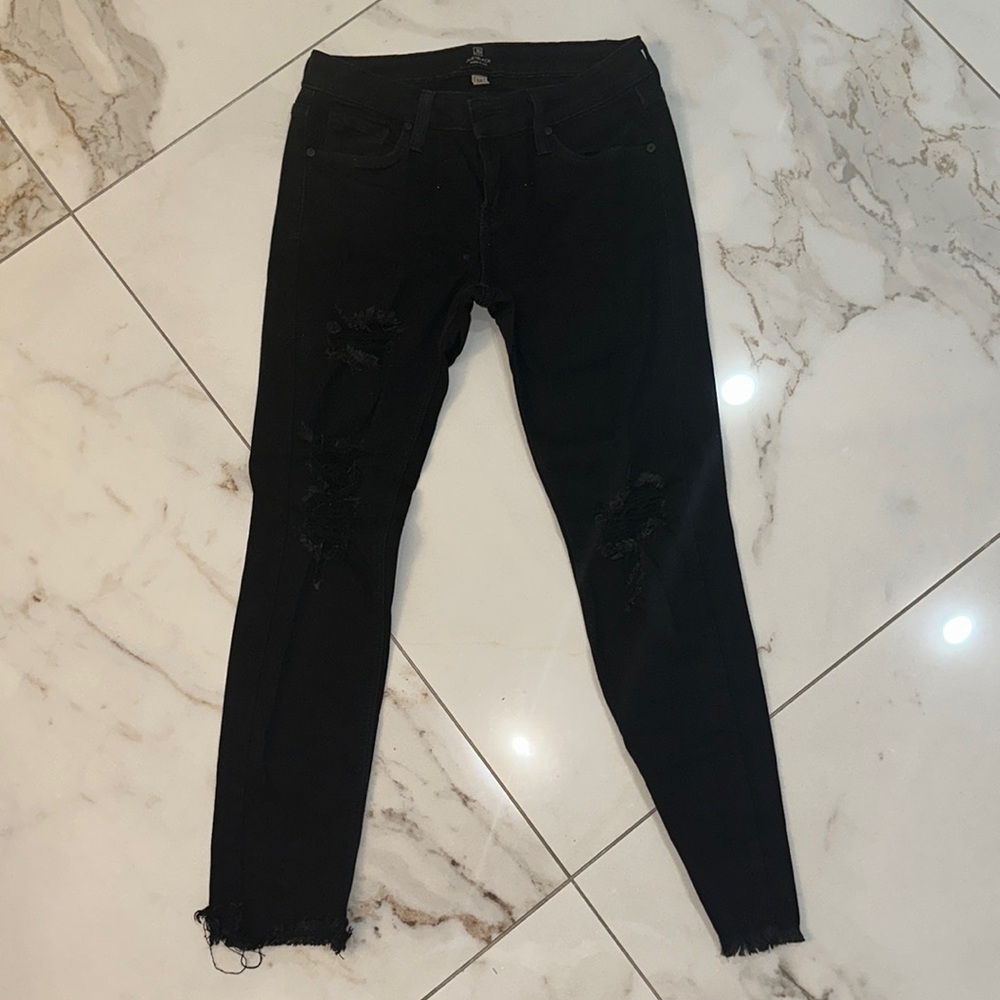 Black front ripped jeans
